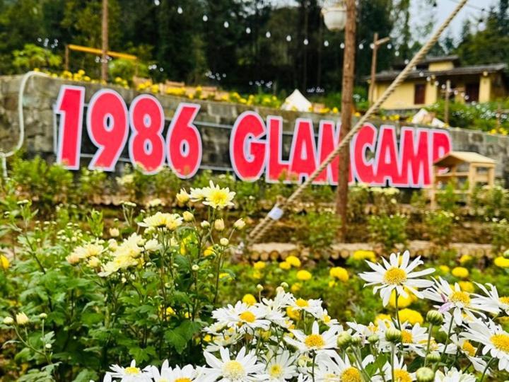 1986 Glamcamp Hotell Dong Van  Exteriör bild